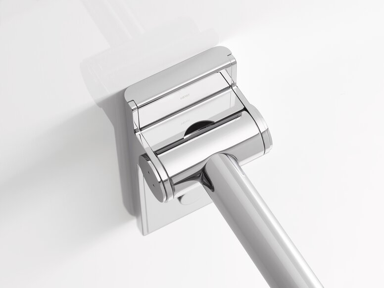 Hinged support handle